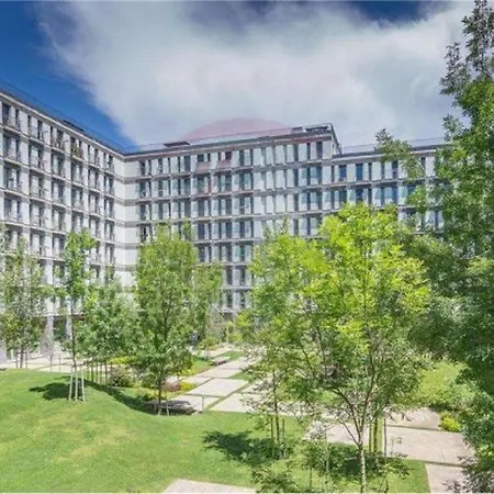 - Апартаменты Лиссабон